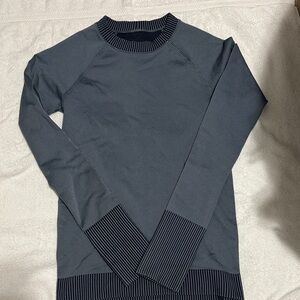 Lululemon restless pullover 2